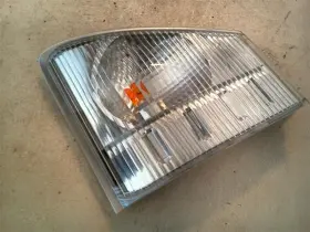 116.GM8W16 CHEVROLET TRUCK Chfwdcont Front Lamp