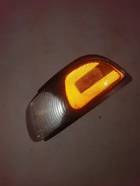 05220207 CHRYSLER Vision Left Turn Signal Parking Light Lens
