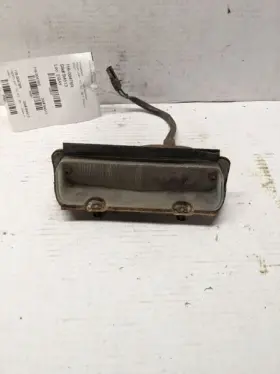 Newport CHRYSLER Passenger Corner Light Lamp Turn Signal Rwd