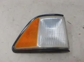 Lebaron CHRYSLER Passenger Right Corner Light Lamp Turn Park