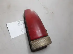 166-01441R CHRYSLER Rear Passenger Right Tail Light Fwd
