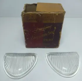 875235-2 CHRYSLER Parking Light Lenses Box