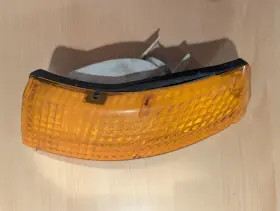 3005R DATSUN Iki Right Front Turn Signal Housing 240Z 260Z