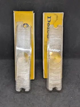5951867 DELCO GUIDE Nos Right Left Front Parking Light Lens