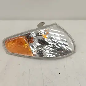 LHT09908 MAZDA Parking Corner Marker Turn Signal Light Rh 626