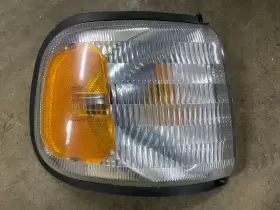 55054872 DODGE Van Right Passenger Corner Signal Light Ram