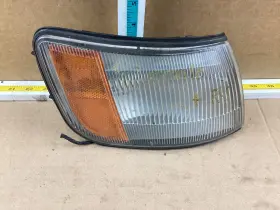 116-58287 EAGLE Wagon Front Right Corner Turn Signal Light