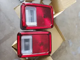 CS337-B00R EAGLE EYES Rear Jk Jku Brake Lights Turn Signals