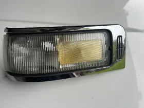 R1-FR261-U000-L LINCOLN Lh Corner Lights Driver Town-car