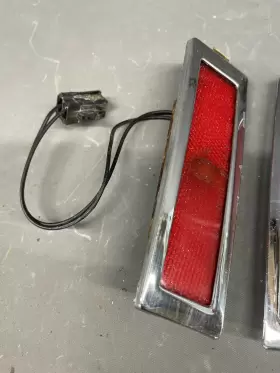 12004751 FORD Fleetwood Turn Signal Marker Light Lamp Lens #3