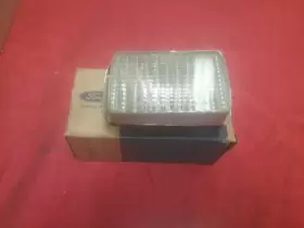 116-00696L FORD Driver Corner Light Lamp Turn Signal Park