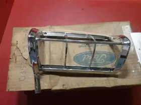 Thunderbi FORD Driver Corner Light Lamp Turn Signal Park