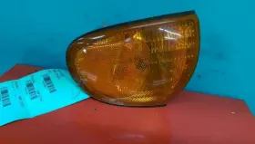 116-01022L FORD Driver Corner Light Lamp Turn Signal Windstar