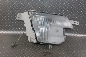 116-FORD FORD Front Bumper Passenger Right Rh Fog Light Lamp