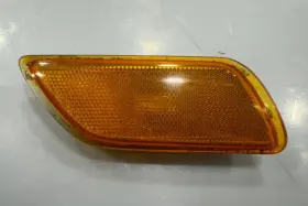 2S4X-15AA56-A FORD Front Right Corner Light Focus
