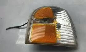 4L24-13B220-A FORD Right Front Turn Signal Explorer