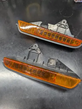7L1Z-13B374-A FORD Driver Passenger Mirror Turn Signal Lamp