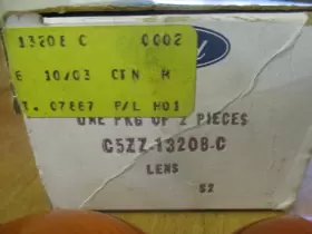 C5ZZ-132OB-C FORD Turn Signal Parking Light Lamp Lens Gt #2