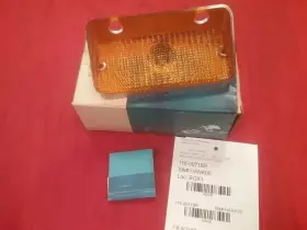 D2OZ13200A FORD Passenger Corner Light Lamp Turn Signal Park