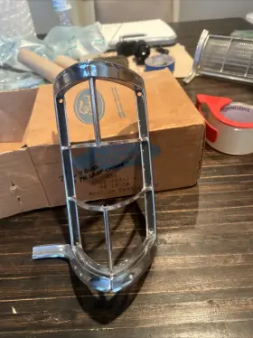 D3SZ-13212B FORD Nos Lh Parking Lamp Bezel Thunderbird