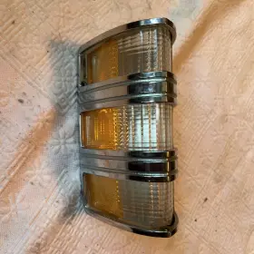 D5AB-18216-AG FORD Lh Marker Signal Housing #2 D5AB-18216-AG FORD Lh Marker Signal Housing #2