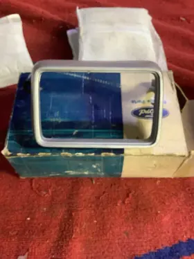 D5ZZ-13212-A FORD Nos Lh Parking Light Bezel Mustang