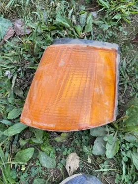 E6EB-13216-AD FORD Front Turn Signal Light Lh Left Escort
