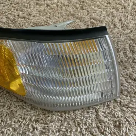 F4ZB-13215 FORD Rh Parking Signal Turn Light Mustang Cobra #3