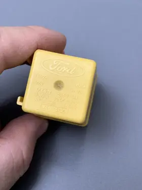 F67B-13350-AA FORD Turn Signal Flasher Relay Mustang Explorer