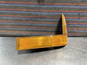 F81B-13B221-A FORD Left Turn Signal Light F250 F350 Excursion