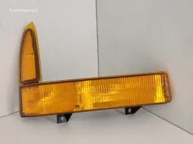 F81X-13215-A FORD Right Turn Signal Parking Light F250 F350