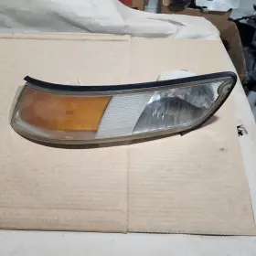 F8MB-15A425-B FORD Left Front Lamp Marquis