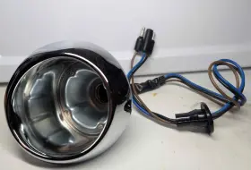 FM-BP001 FORD Rh Passenger Parking Light Housing Mustang