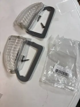 FM-BP003B FORD Acp Turn Signal Parking Light Lens Mustang