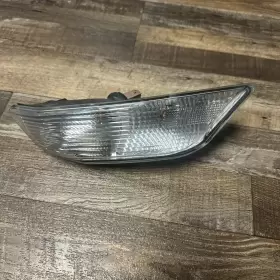 FR3B13200A FORD Right Turn Signal Light Gt Mustang