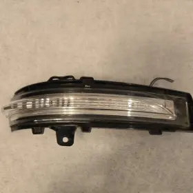 FT4Z-13B375-A FORD Rh Exterior Mirror Turn Signal Lamp Edge