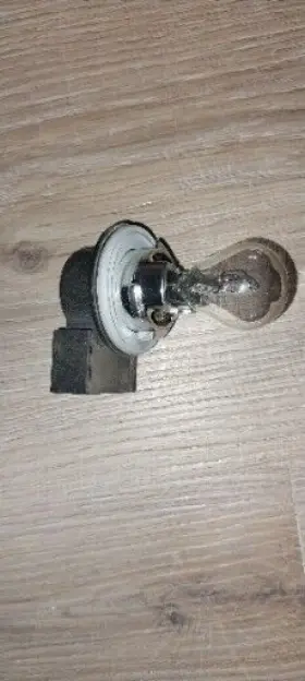 13411-BA FORD/LINCOLN/MERCURY Bulb Lamp Socket Holder