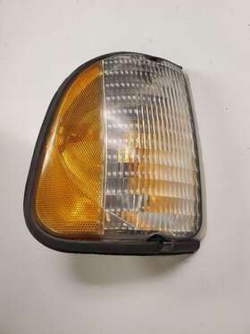 E350 FORD TRUCK Driver Corner Light Lamp Turn Signal Van E150