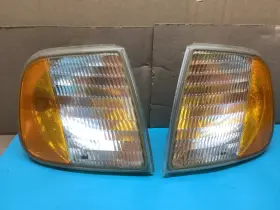 XZY6677 FORD Marker Turn Signal Light Set F150 Expedition