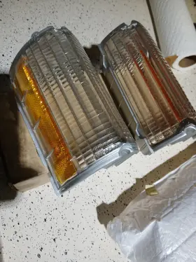 197171 GENERAL MOTORS Turn Signal Lamps Impala Caprice