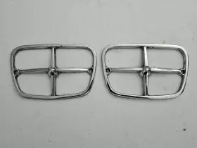5960557 GENERAL MOTORS Trans Am Front Parking Light Bezels