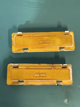 5972793 GENERAL MOTORS Front Markers Fender Turn Signals Gm 5972793 GENERAL MOTORS Front Markers Fender Turn Signals Gm