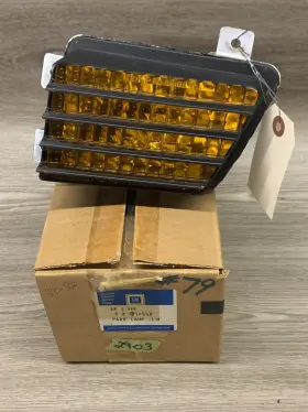 914559 GENERAL MOTORS Lh Parking Light Lens Driver Nos Gm