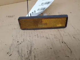 116-02127R GENERAL MOTORS FOREIGN Passenger Corner Light Park