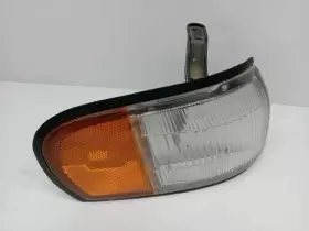 94848574 GENERAL MOTORS FOREIGN Passenger Corner Light Marker #2
