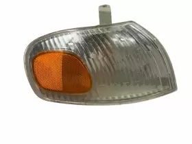 94857193 GENERAL MOTORS FOREIGN Passenger Corner Light Turn
