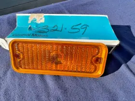 5964334 GENERAL MOTORS GM Nos Amber Rh Light Lamp Lens Blazer