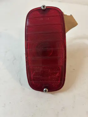 5952677 GENERAL MOTORS GM Fleetside Nos Tail Light Lamp Lens