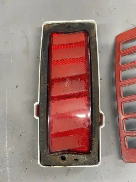 5962854 GENERAL MOTORS GM Panel Turn Signal Lamp Marker Light #2