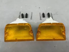 5964296 GENERAL MOTORS GM Mans Parking Turn Signal Light Lamp